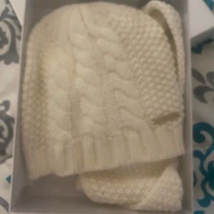 Michael Kors matching scarf amd Beanie